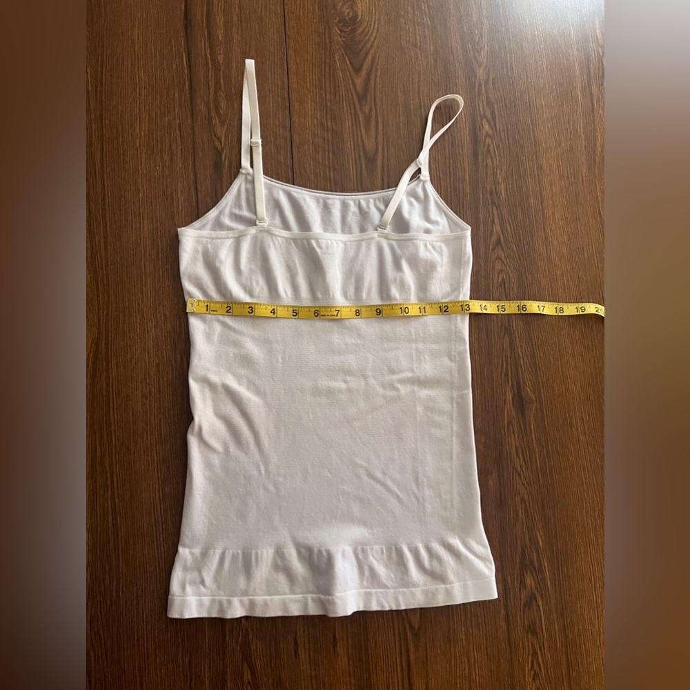 Yummie
Women’s Large
Compression Garment
White
EUC - Picture 4 of 5
